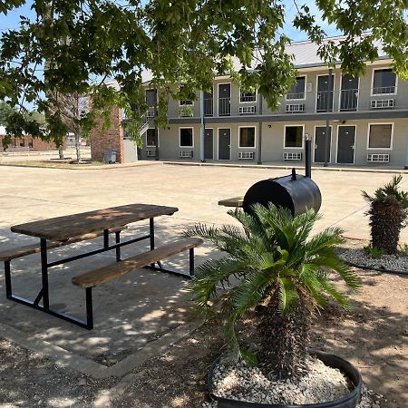 Coachway Inn Luling Dış mekan fotoğraf