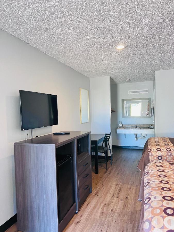 Coachway Inn Luling Dış mekan fotoğraf